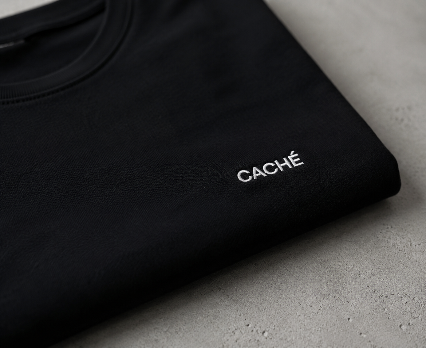 HIPS LOGO TEE