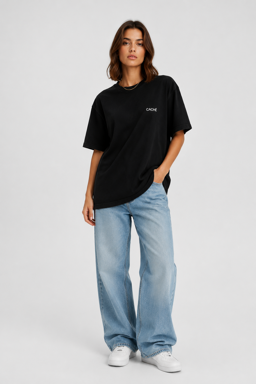HIPS LOGO TEE